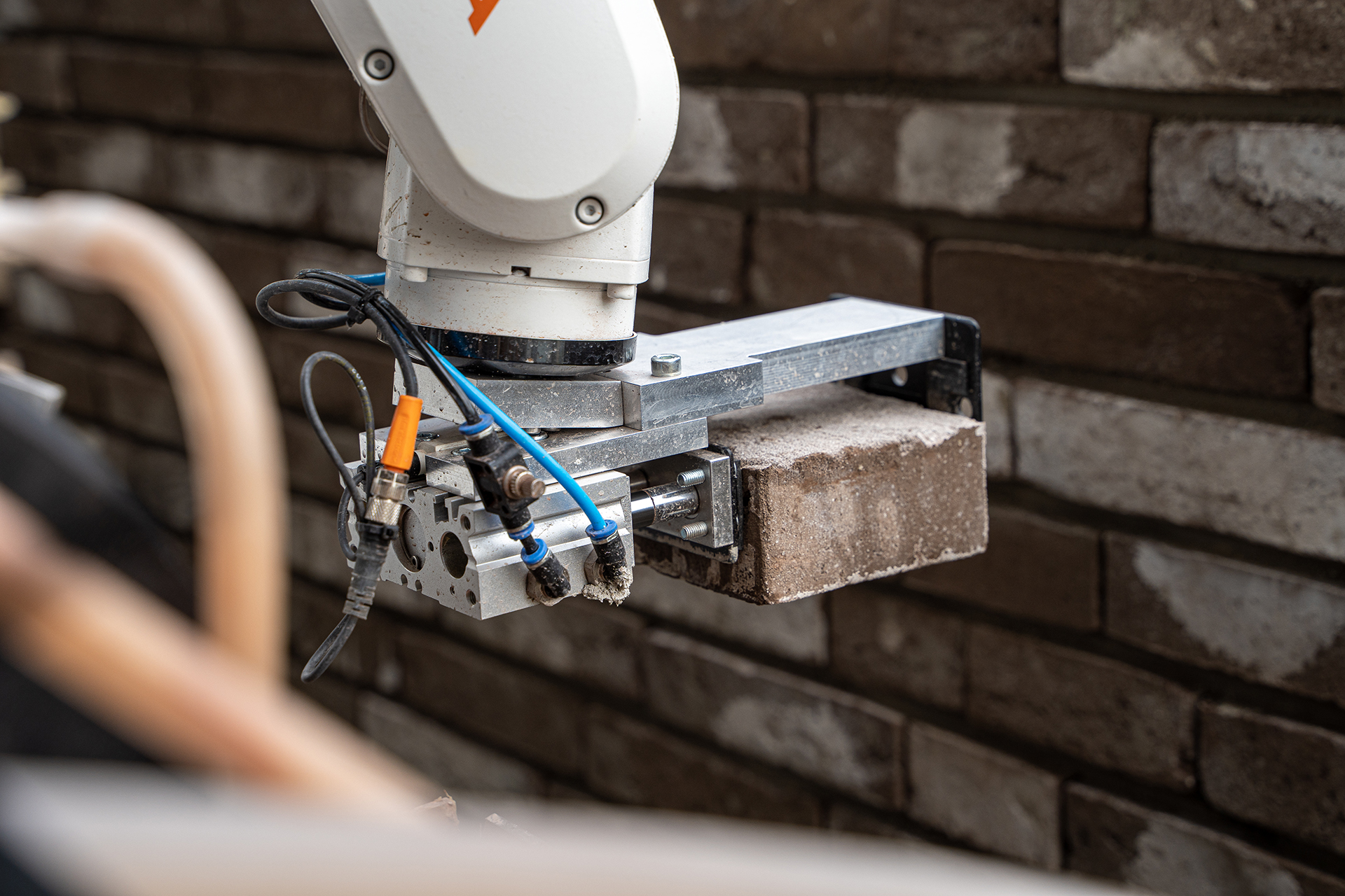 Bricklaying robot is ready for its first working days on site